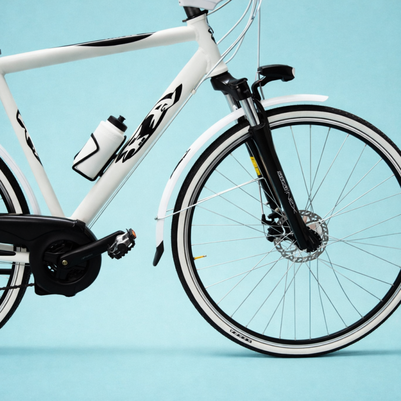 Bici 28 uomo trekking city bike alluminio shimano bianco disco ammortizzata