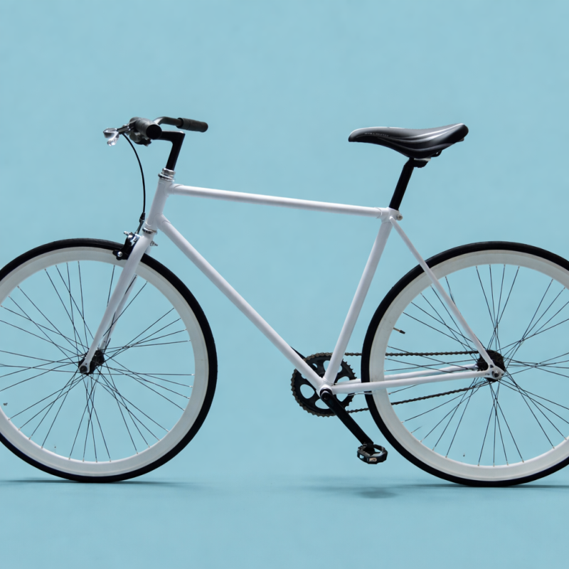 Bici fixed 28 single speed bianco nero personalizzabile