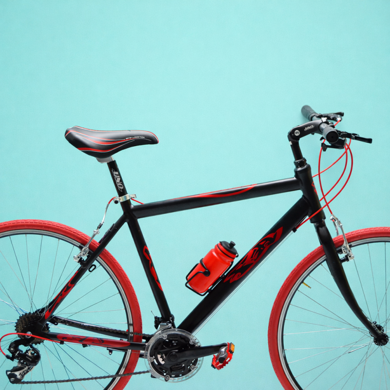 Bici ibrida 28 nero rosso personalizzabile