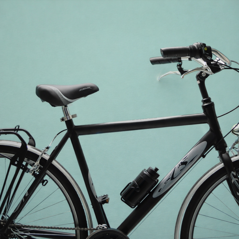 Bici trekking 28 city bike alluminio nero personalizzabile