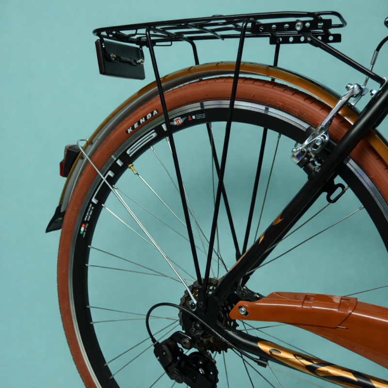 Bici trekking 28 uomo nero marrone alluminio shimano personalizzabile