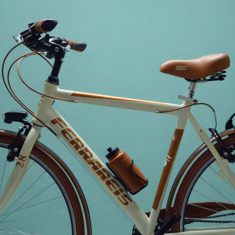 Bici trekking 28 uomo panna personalizzabile