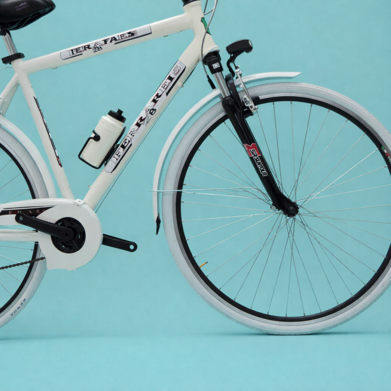 Bici trekking city bike 28 uomo alluminio bianco shimano personalizzabile