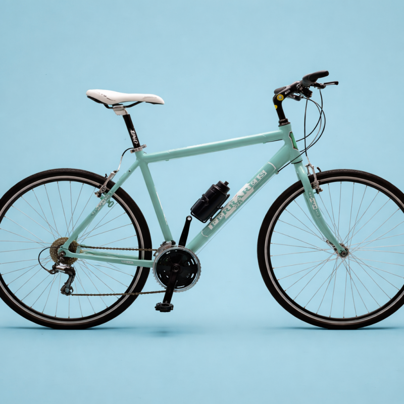Ibrida 28 bici city bike uomo Shimano ammortizzata verde personalizzabile