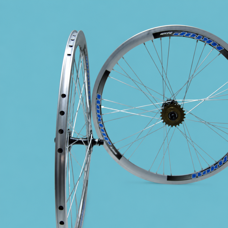 ruote fixed single speed 28x1.3/8-5/8 flip flop cromo personalizzabile
